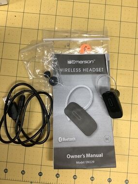 Emerson Wireless Head set